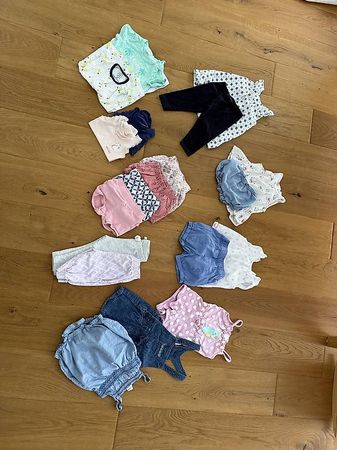 19 teiliges Sommer Kleiderpaket Mädchen Grösse 68