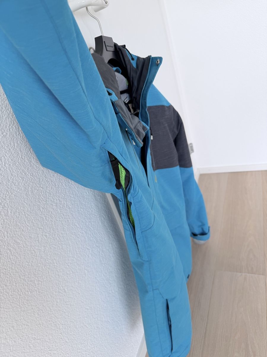Volcom Jacken: Volcon Ski Jacket Blue Grey Size S – Gebraucht aus Zürich von jil_7l2p 2