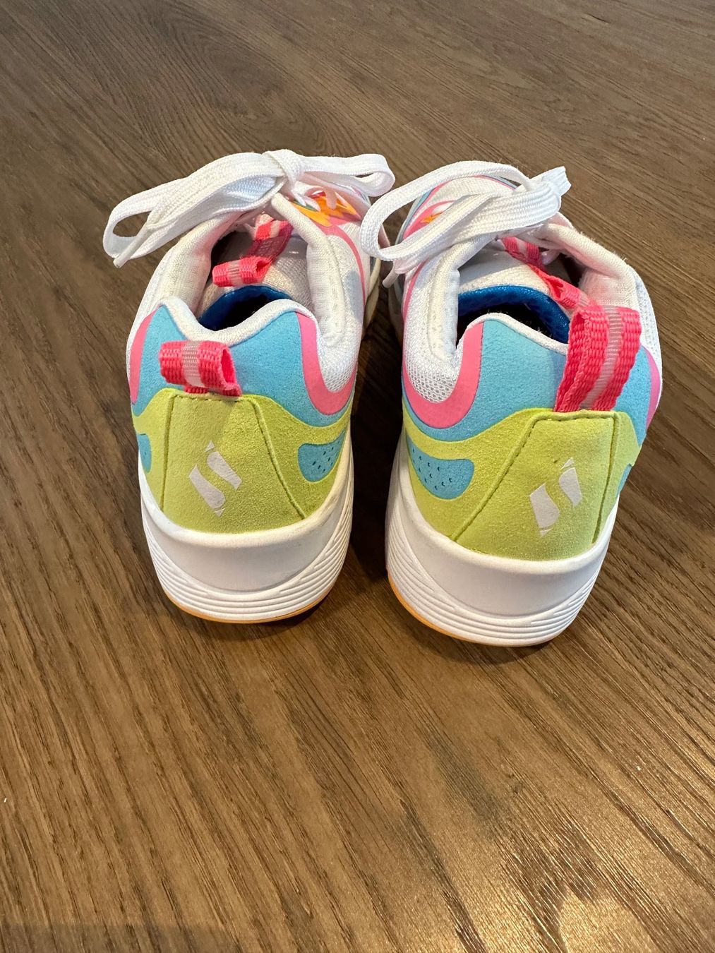 Skechers Scarpe per ragazze: Skechers Schuhe Grösse 36 – Usato da Brunnen venduto da annitime 1