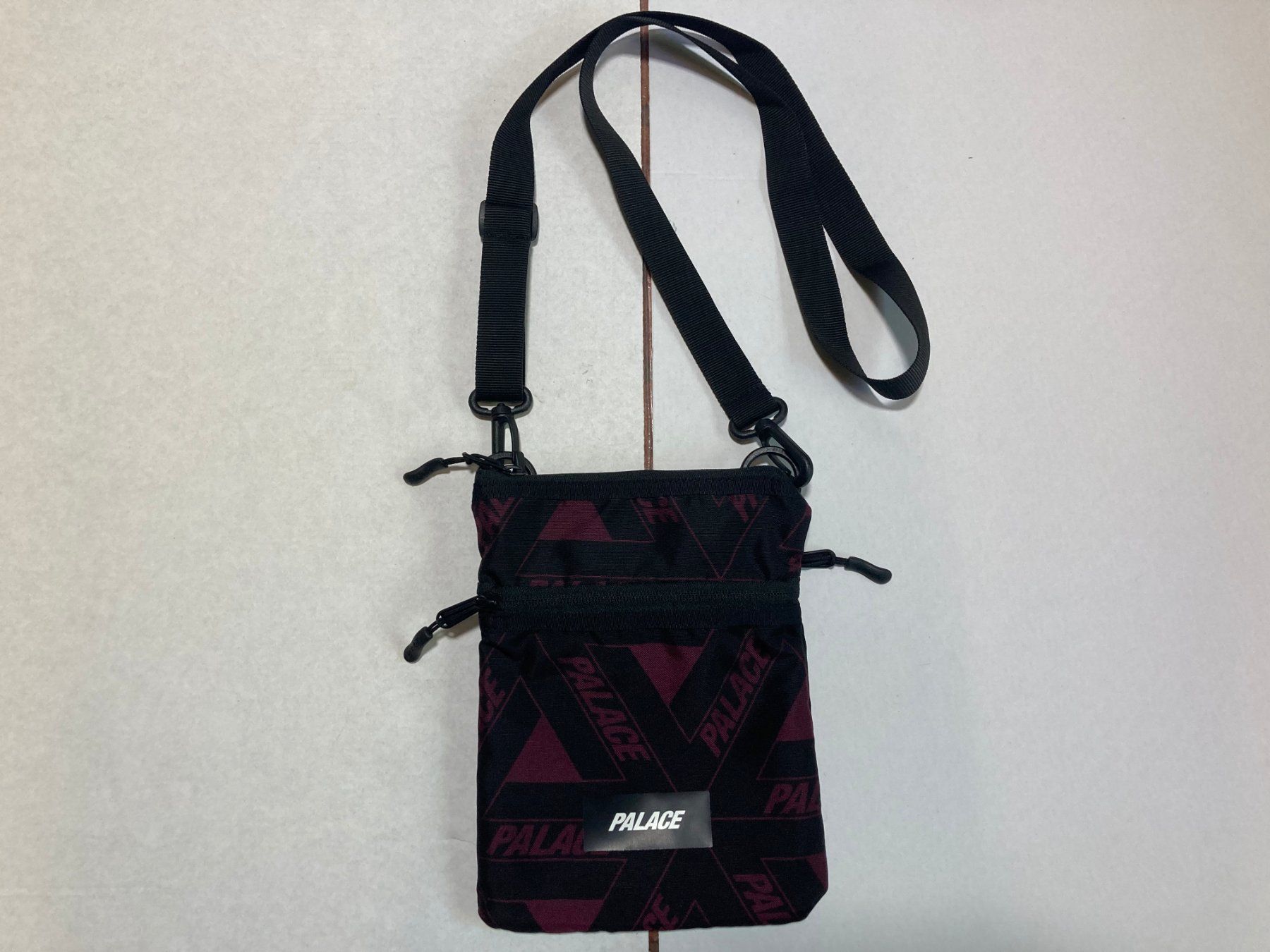 Palace Borse: Palace  Schultertasche – Usato da Zürich venduto da le_souk