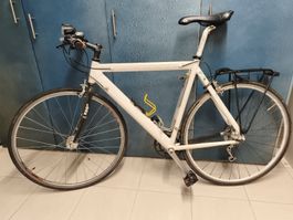 Velo mit Nabendynamo