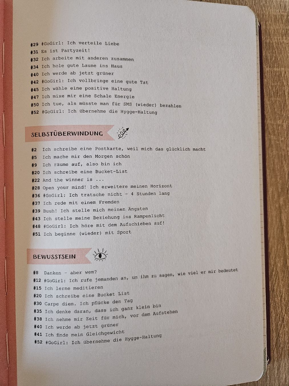 Libri: Ich will die Heldin meines Lebens sein!  Eintragbuch – Nuovo (secondo la descrizione) da Ebikon venduto da SecondChance_byM 4