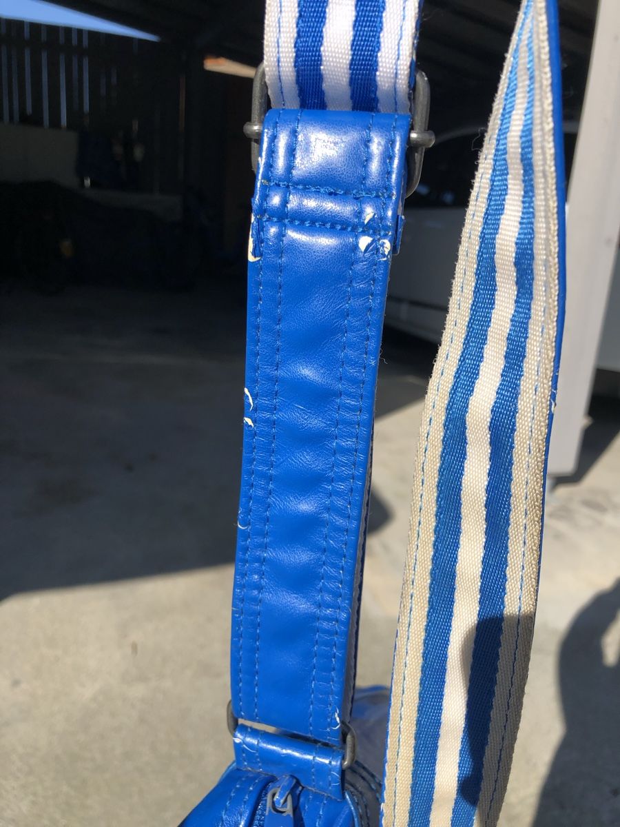 Adidas Borse: vintage Adidas Tasche – Usato da Fribourg venduto da ann_l9b7 7