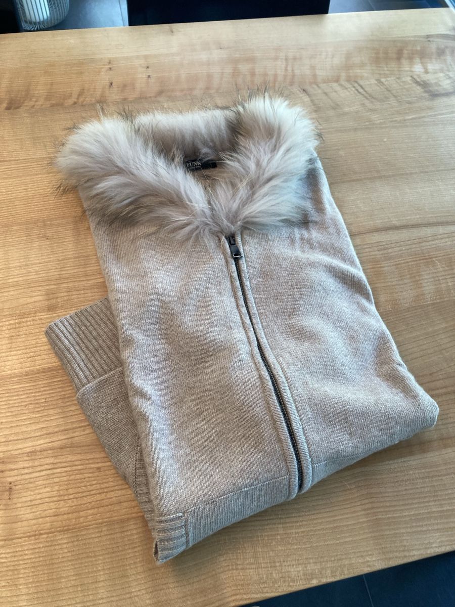 Gilets: Strickweste – D'occasion à Bad Ragaz par Tessduo