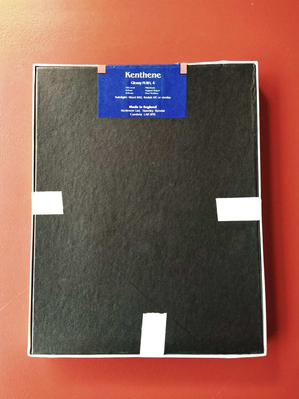 Carta: Silver photographic paper/ Kentmere Glossy M.Wt.4 – Usato da Morgins venduto da Laurentcorinne 1