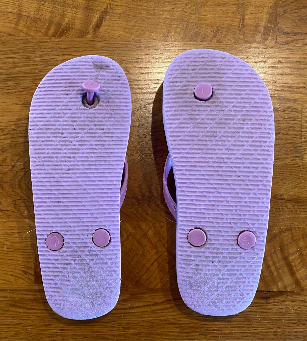 Scarpe per ragazze: ELSA FLIPFLOPS ZUM AUSTRAGEN GR. 32 – Usato da Sarmenstorf venduto da Froeschli81 1