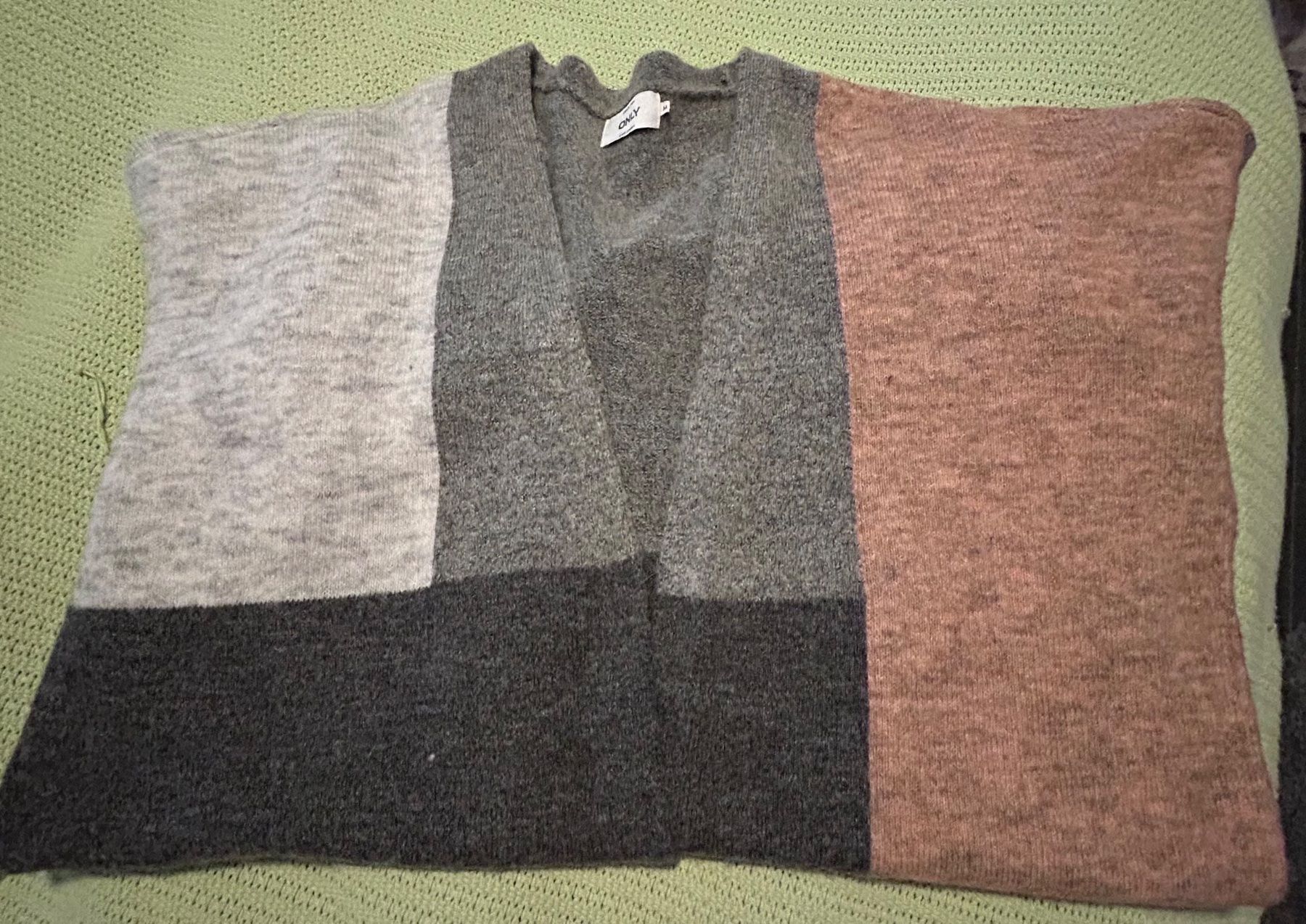 Only Giacche: ONLY Damen Cardigan M – Usato da Zürich venduto da LeaMilj 4