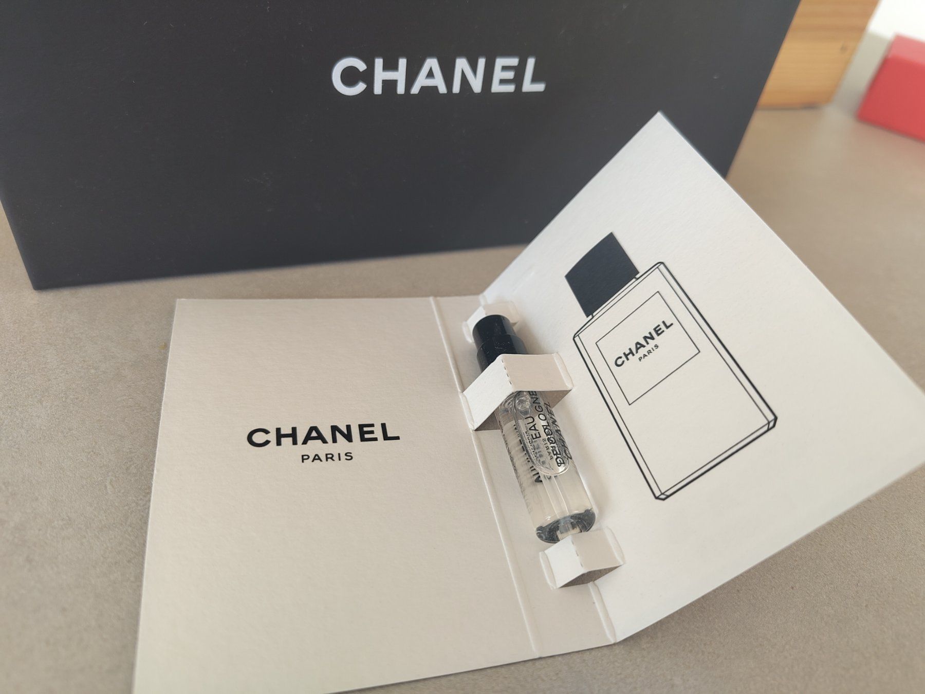 Chanel Profumi & Eau de Toilette: Chanel Exclusifs Eau De Cologne 1.5ml Probe niche – Nuovo e nell'imballaggio originale da Steinhausen venduto da nwe_t8nj 1