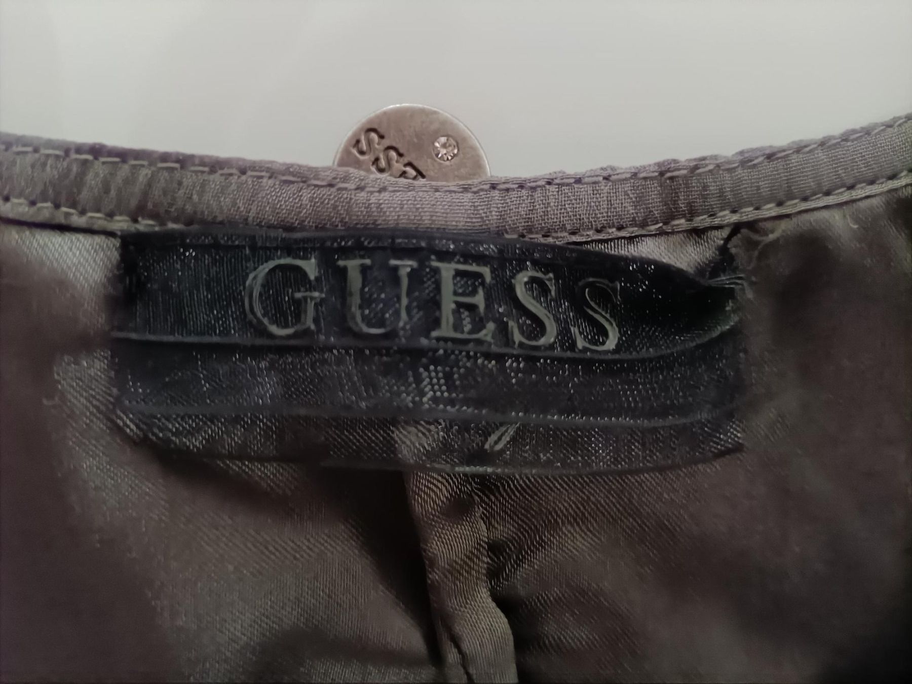 Guess Kleider: Kleid von Guess, M – Gebraucht aus Obergösgen von js9_h6hp 6