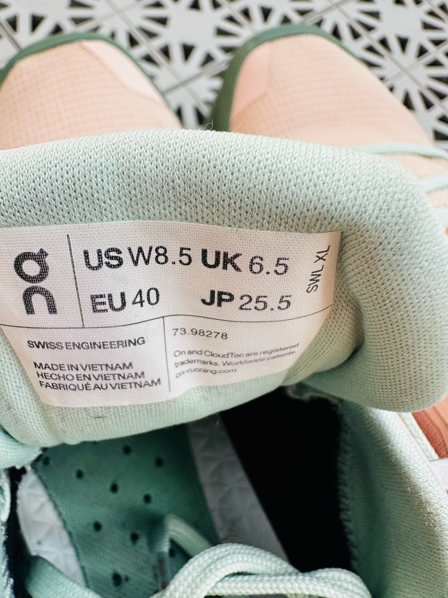 On Damenschuhe: On Cloudwander Waterproof W – Gebraucht aus Seuzach von Kingman11 2