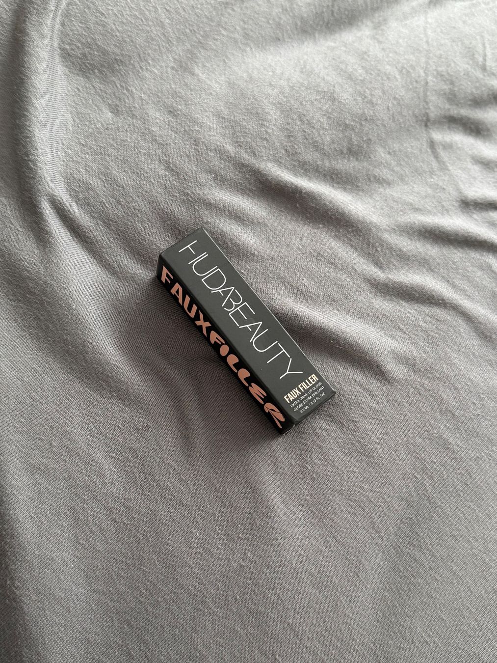 Huda Beauty Make-up: Huda Beauty Lipgloss – Neu und originalverpackt aus Baar von and_x9gz 1