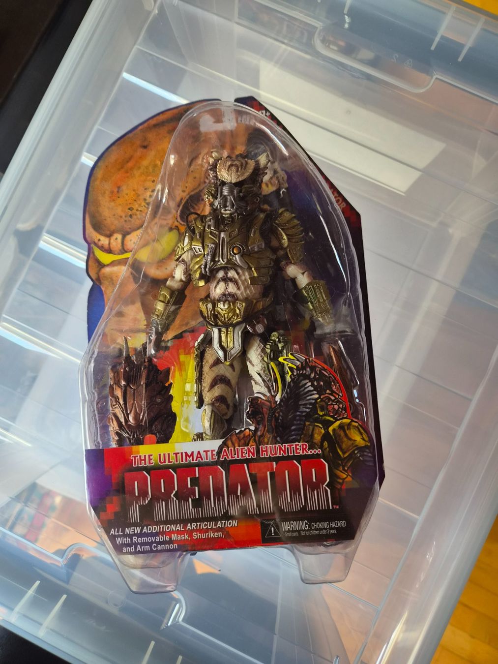 Statuette: NECA Spiked Tail Predator – 7" Actionfigur – Nuovo (secondo la descrizione) da Sisseln AG venduto da schenk-figuren