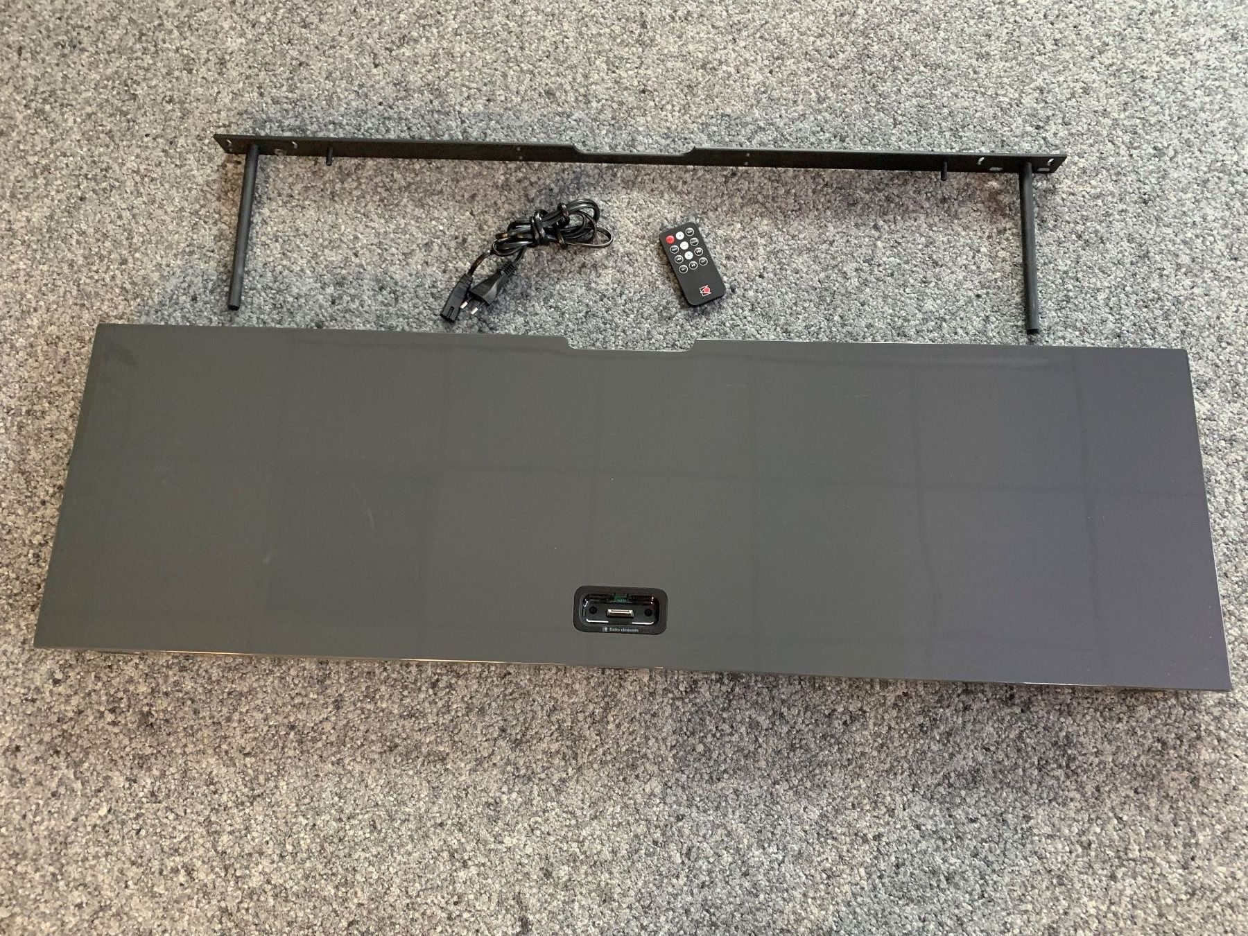 Casse acustiche: finite elemente HOHRIZONTAL 51 Soundboard – Usato da Freidorf TG venduto da DOSE61 4