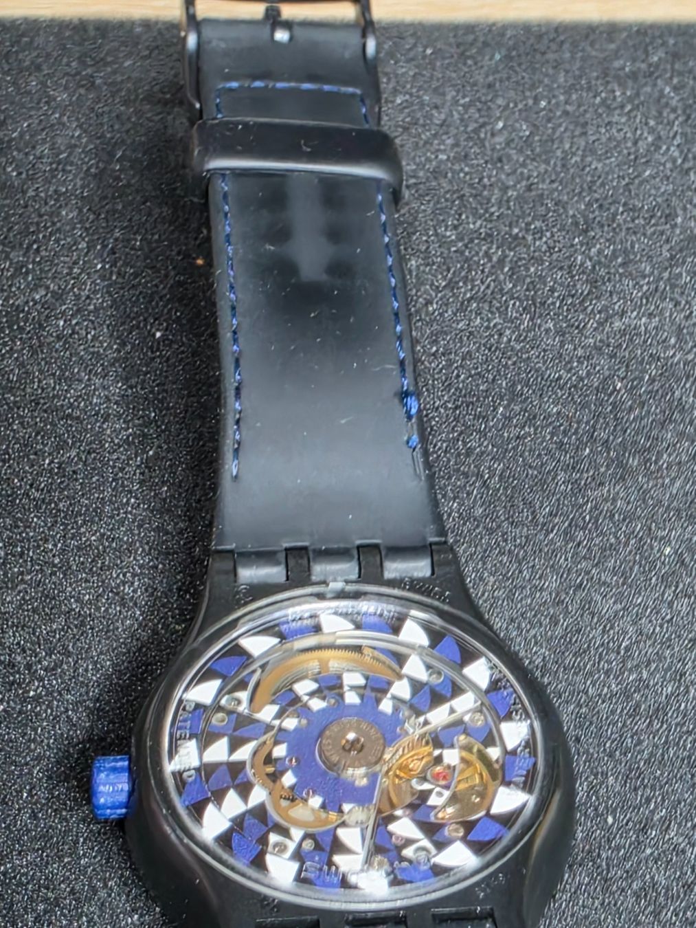 Swatch Orologi: Swatch Sistem51 Notte SUTB403 Automatic 42mm – Usato da Bülach venduto da TimeDealsNow 9
