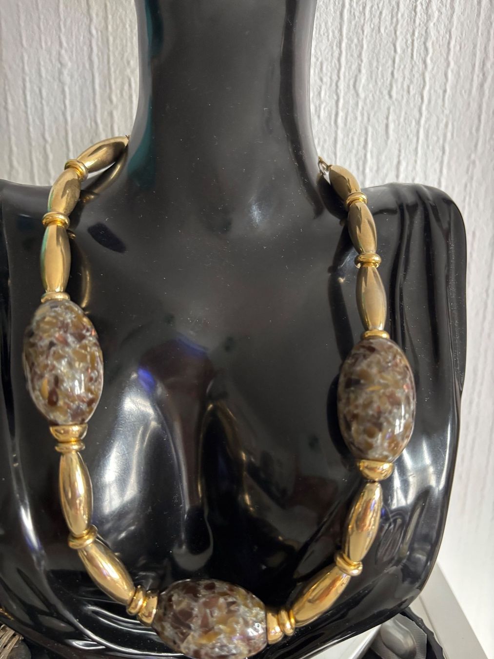 Ketten: Collier vintage doré et marron, style unique & tendance – Neu und originalverpackt aus Peseux von Cresus27 3