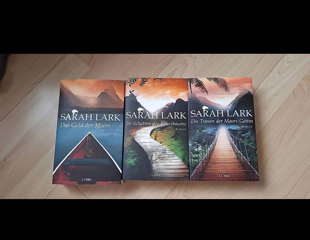 Libri: Australien S. Lark Bücher – Usato da Dietikon venduto da angelus90
