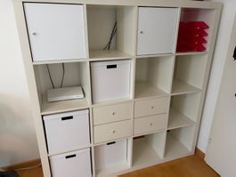 IKEA Kallax Regal weiss mit Einsätzen gebraucht