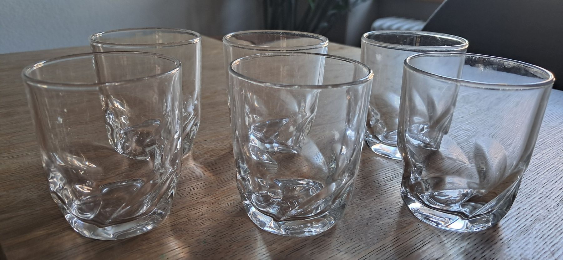 Verres: 6 Gläser – D'occasion à Nidau par Darkpooh