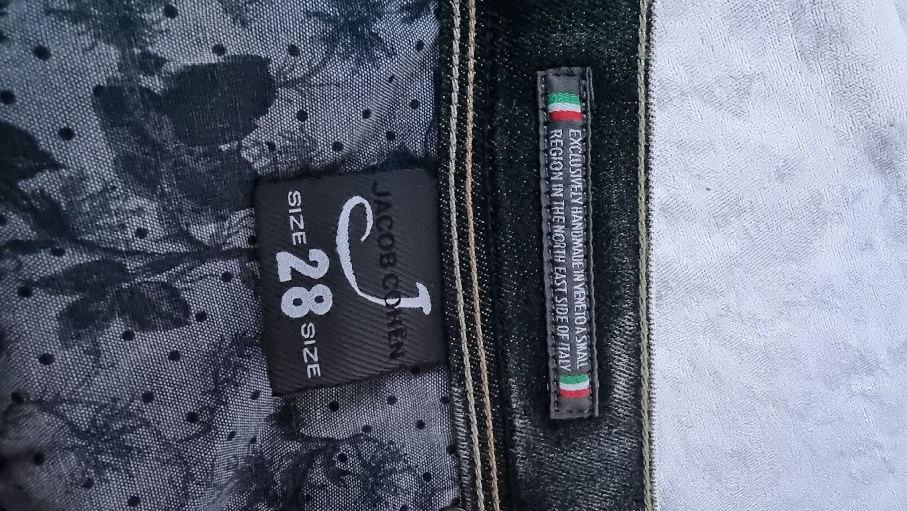 Jeans: Damen Jeans-JACOB COHËN-Gr.28 – Neuf (Voir description) à Pfäffikon SZ par hrs_k2tn 3