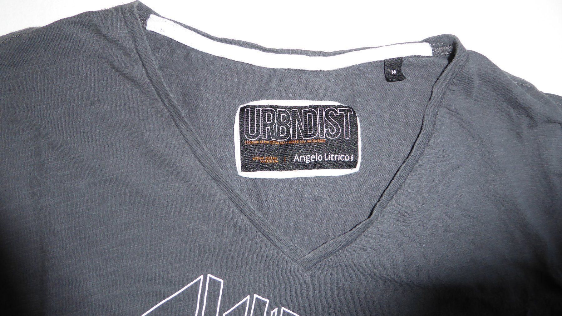 T-Shirts: Herren Tshirt Gr M ANGELO LITRICOS – Gebraucht aus Sargans von Benziner 1