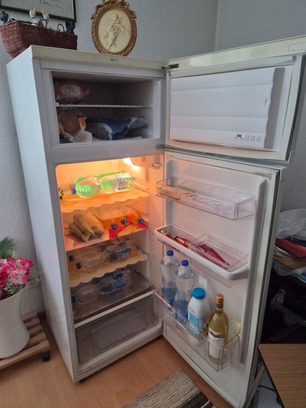 Réfrigérateurs: Kühlschrank Candy weiss – Défectueux à Zürich par Citalo 1