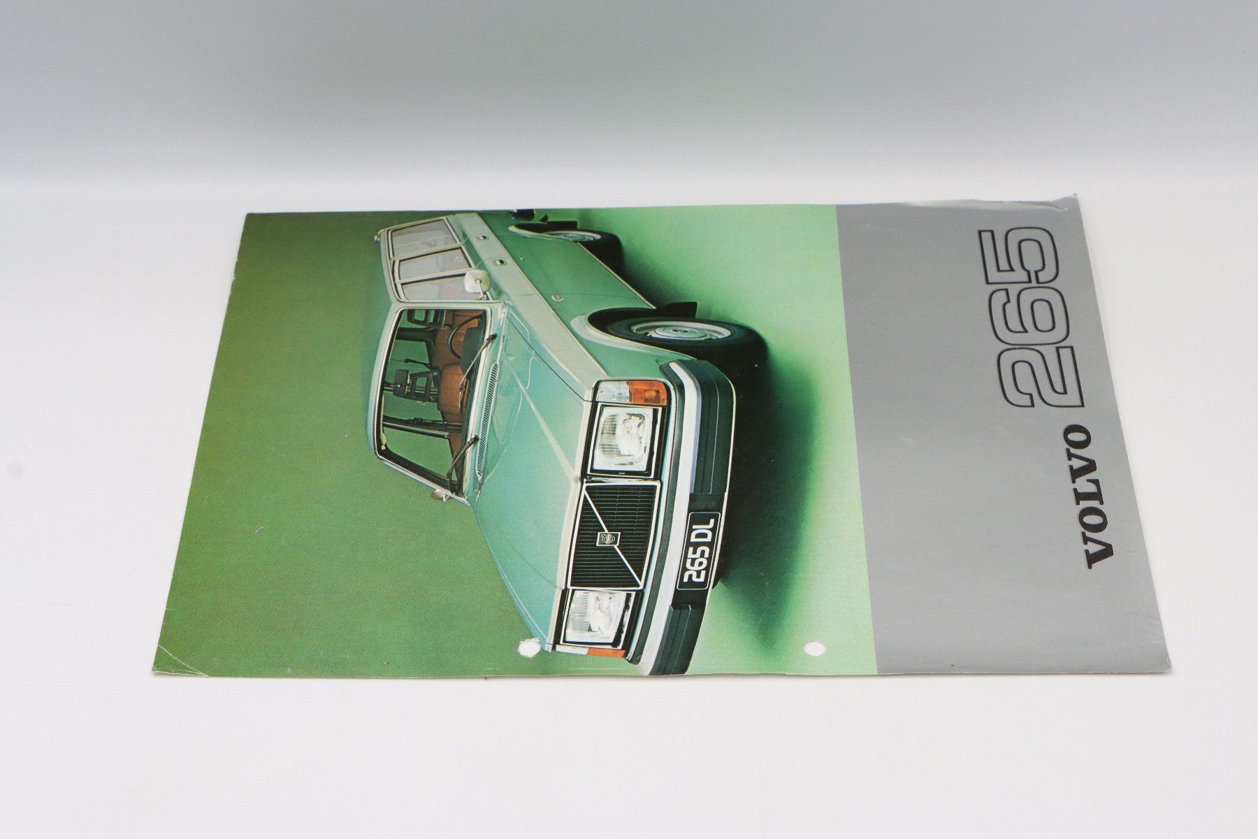 Volvo Documenti: Volvo 265 1977 Prospektblatt – Usato da Bühl b.Aarberg venduto da Collectorpassions 4