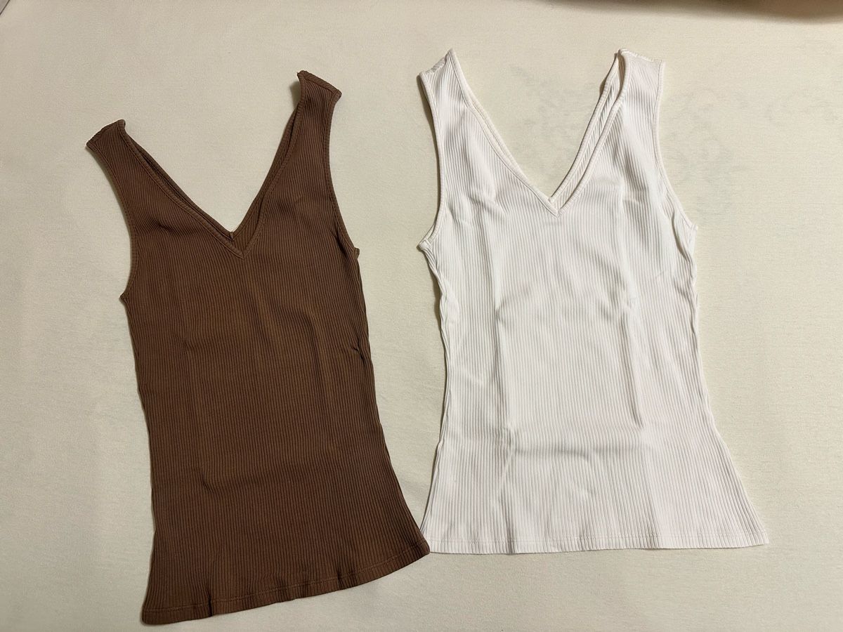 Tezenis Tops: 2 stk.Tezenis Top Gr:S,M – Neu (gemäss Beschreibung) aus Sevelen von Stopglobal.