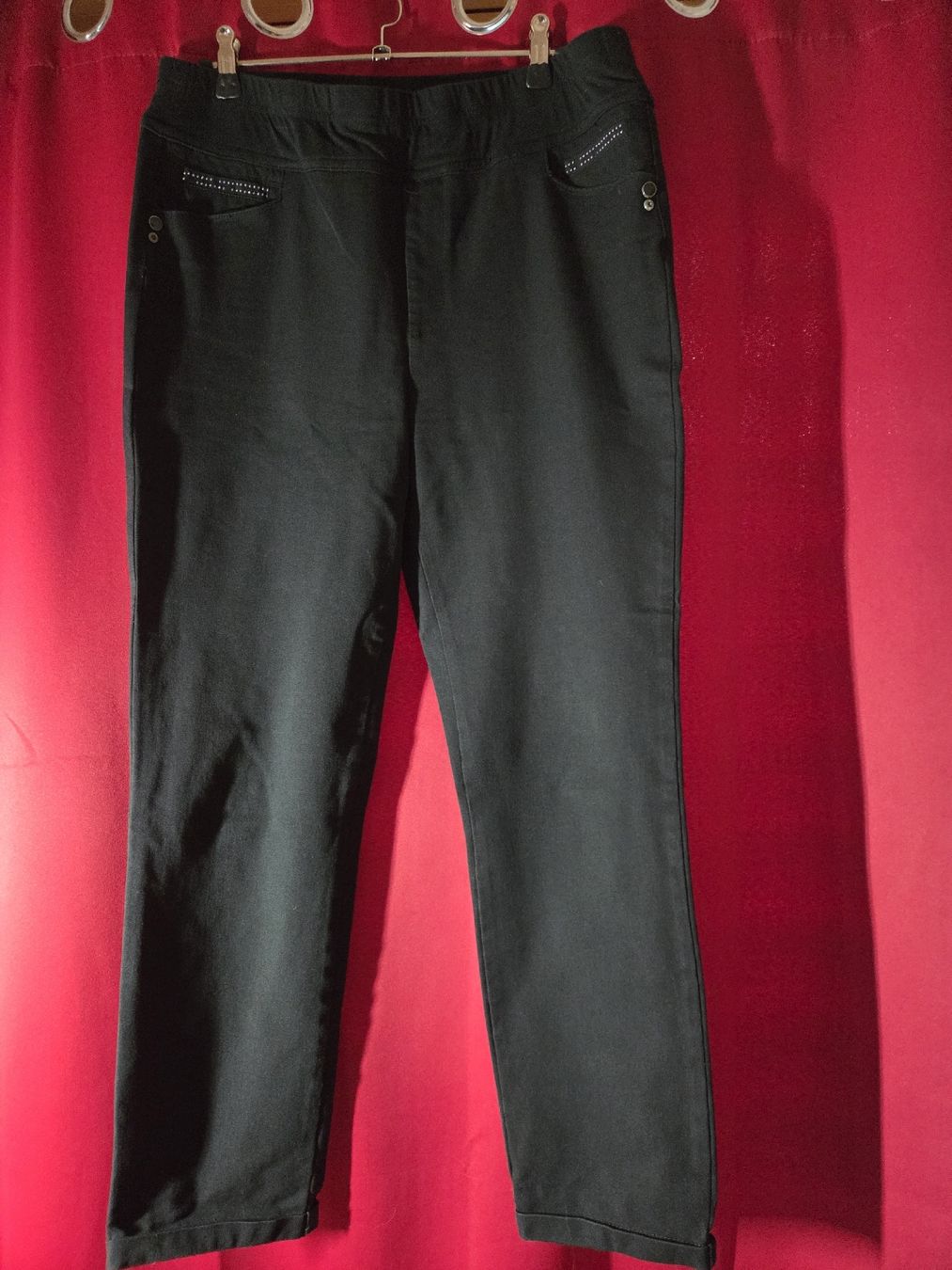 Pantaloni: Pantalon noir Armand Thiery, taille 42 – Usato da Riddes venduto da mim_qs5p