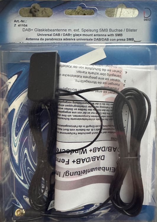 Vendo ANTENNA da parabrezza universale DAB con presa SMB | Kaufen auf