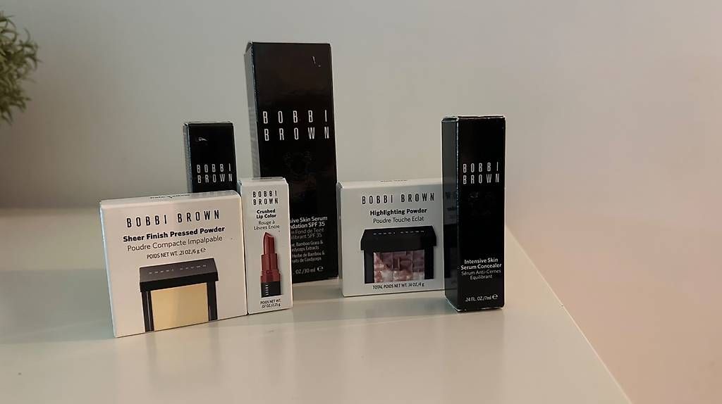 Bücher: Bobbi Brown – Neu und originalverpackt aus Meilen von nad_d2pq 1