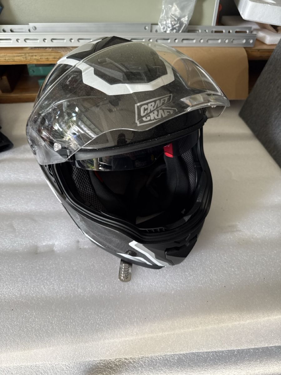 Craft Caschi & visiere: Motorradhelm Craft (Klapphelm) – Usato da Buchs AG venduto da dane87 1