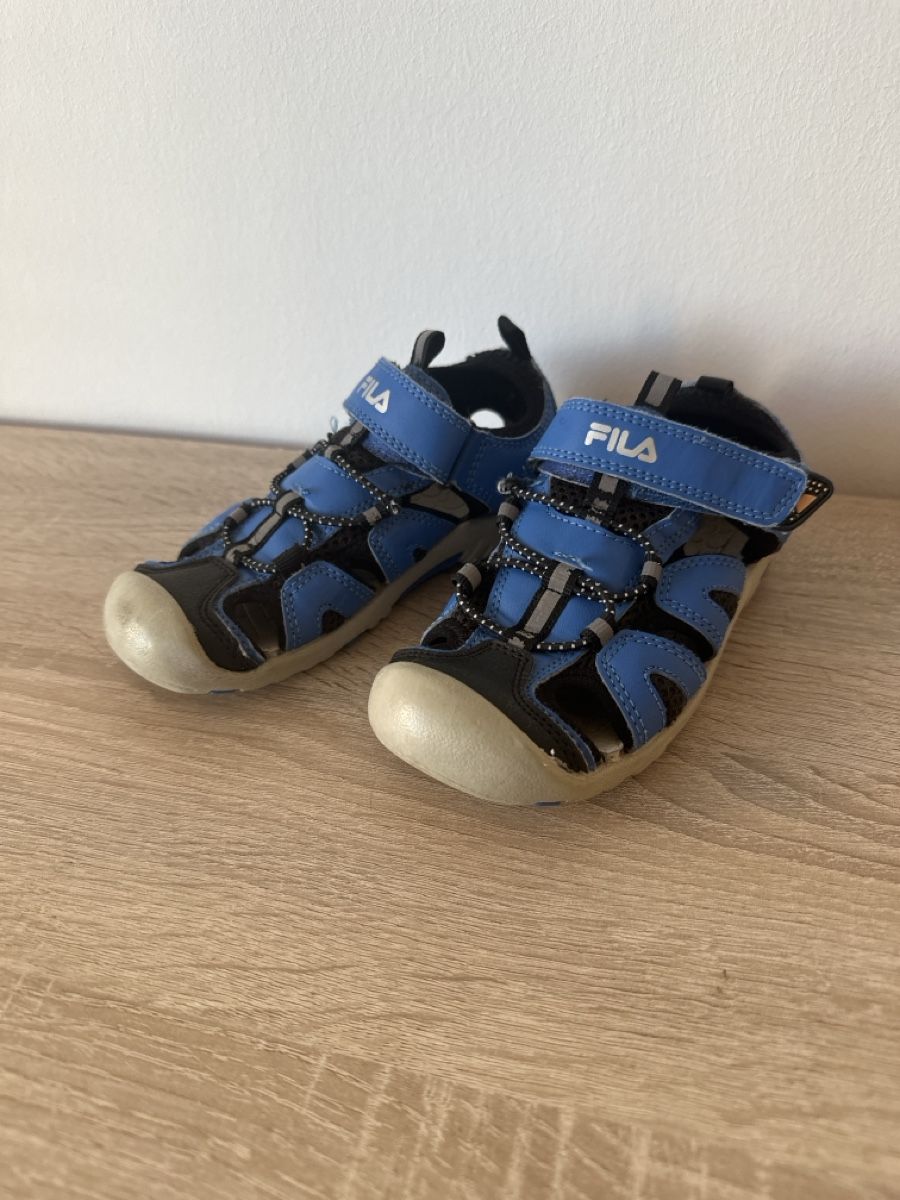 Fila Scarpe per ragazzi: Fila Kinder Sandalen, Grösse 29 – Usato da Basel venduto da ItsRaffi88