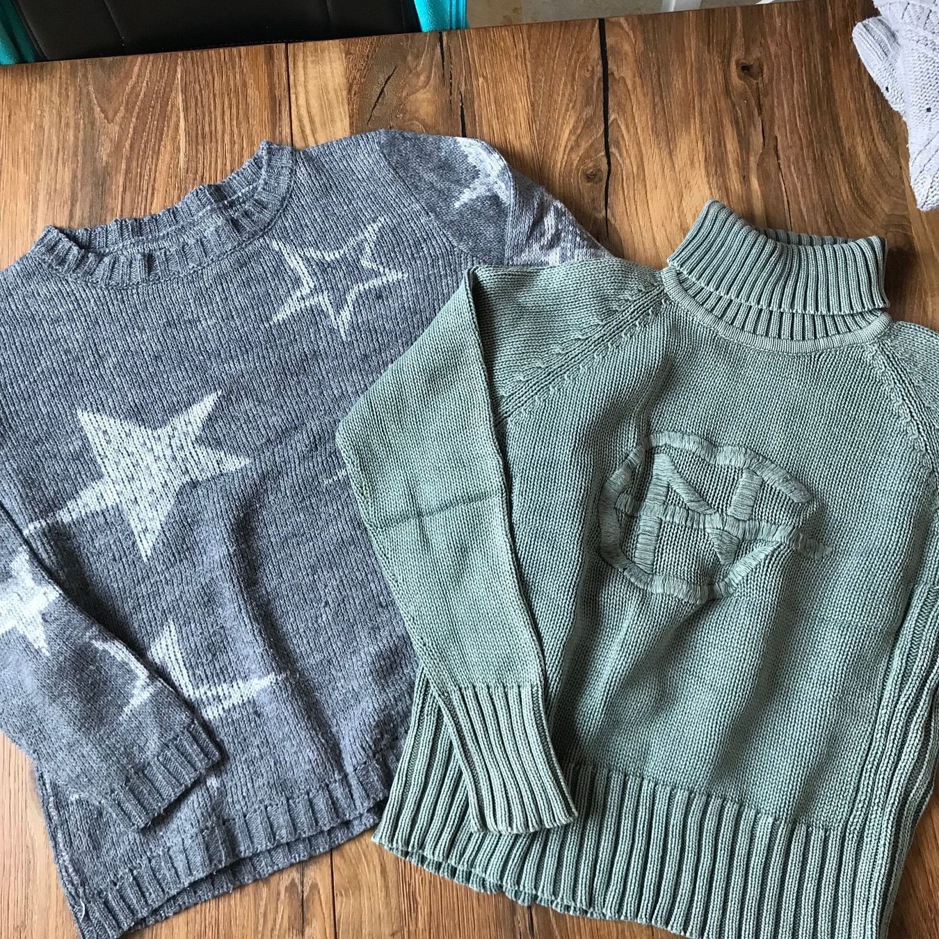 Kleiderpakete: Grosses Schlaber und Pullover Paket, Grösse etwa M-L – Gebraucht aus Turbenthal von fuhrer3 3