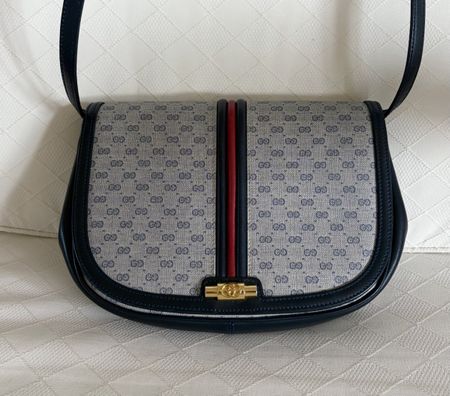 Gucci Schultertasche Vintage Leder original blau neuwertig 
