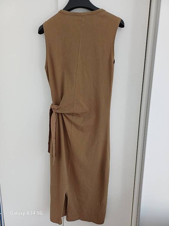 Robes: Kleid mit Schleifendetail von Mango – D'occasion à Zürich par roman87788 1