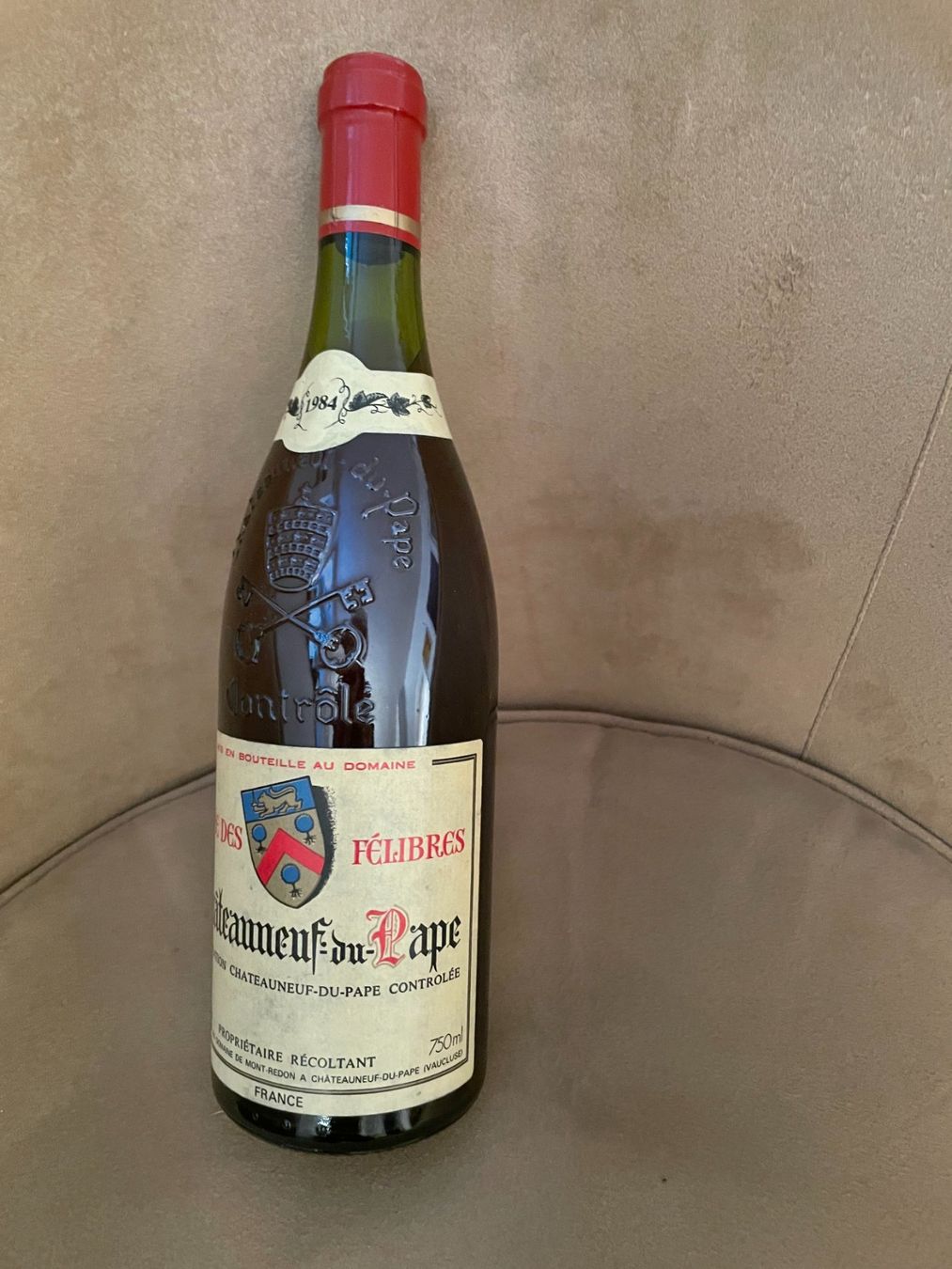 Vino: Chateauneuf du Papè 1984 ungeöffnet – Nuovo (secondo la descrizione) da Zürich venduto da loriana