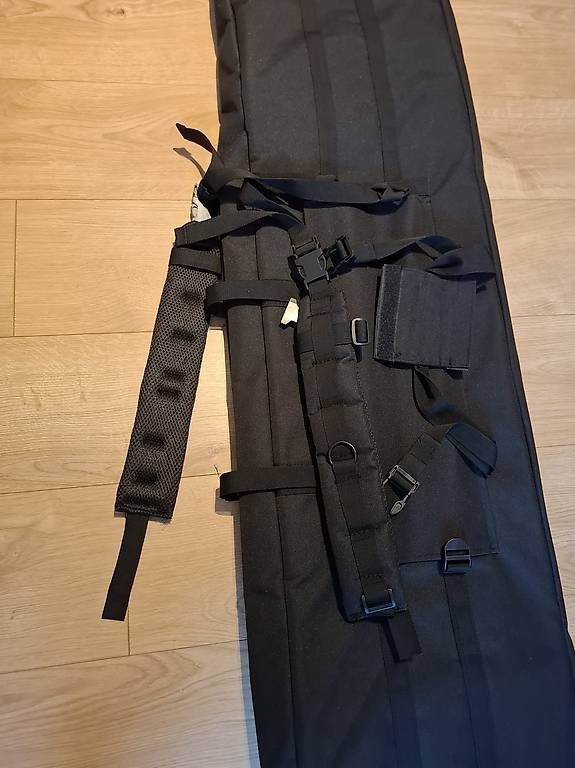 Taschen: Waffenfutteral für 2 Stk., neu  – Gebraucht aus Näfels von rahel.___ 2