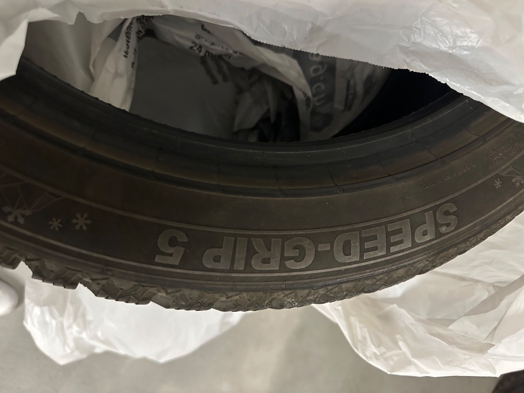 Semperit Pneus & Kompletträder: 4x SEMPERIT Winterreifen Speed Grip 5 – Gebraucht aus Binningen von zet_ly9z