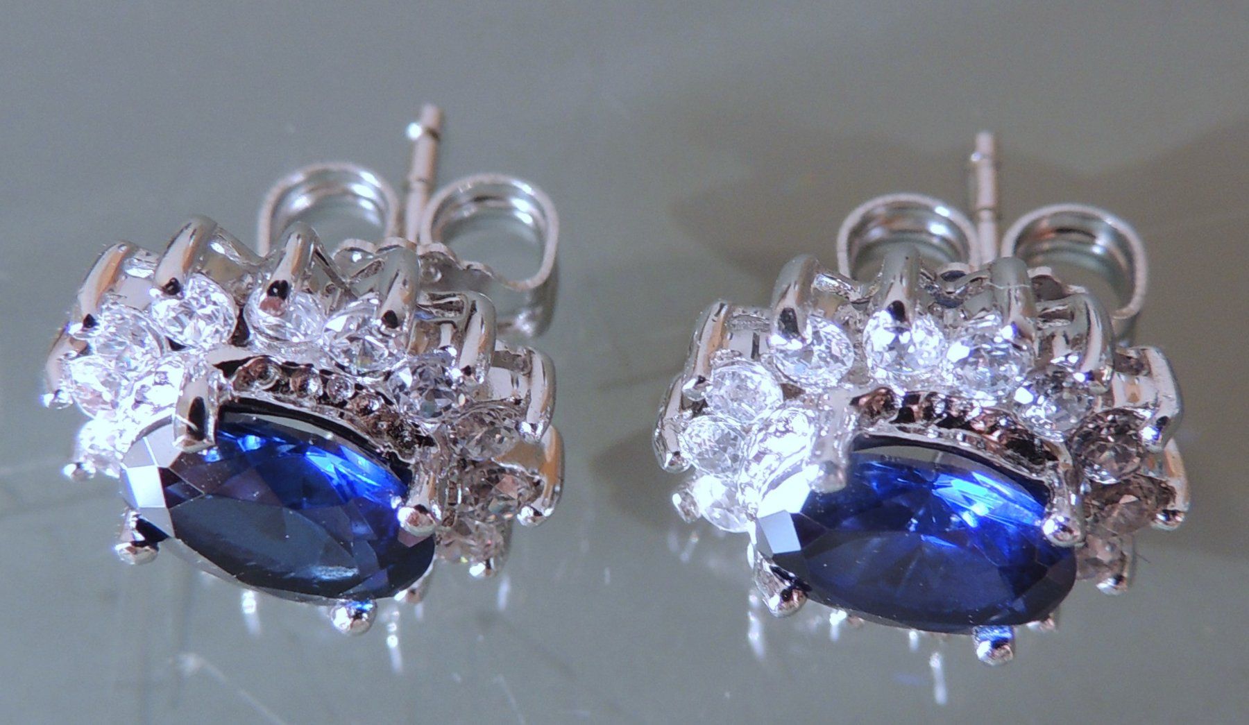 Boucles d'oreille: Goha Silber 925 Ohrstecker synthetischer Saphir – D'occasion à Waldenburg par schaller707 4