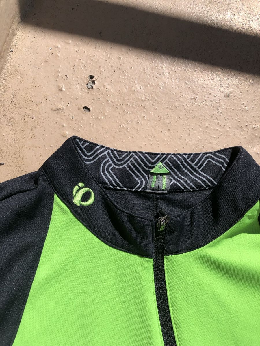 Pearl Izumi Canottiere & Pantaloni: Pearl Izumi Veloshirt – Usato da Fribourg venduto da ann_l9b7 2