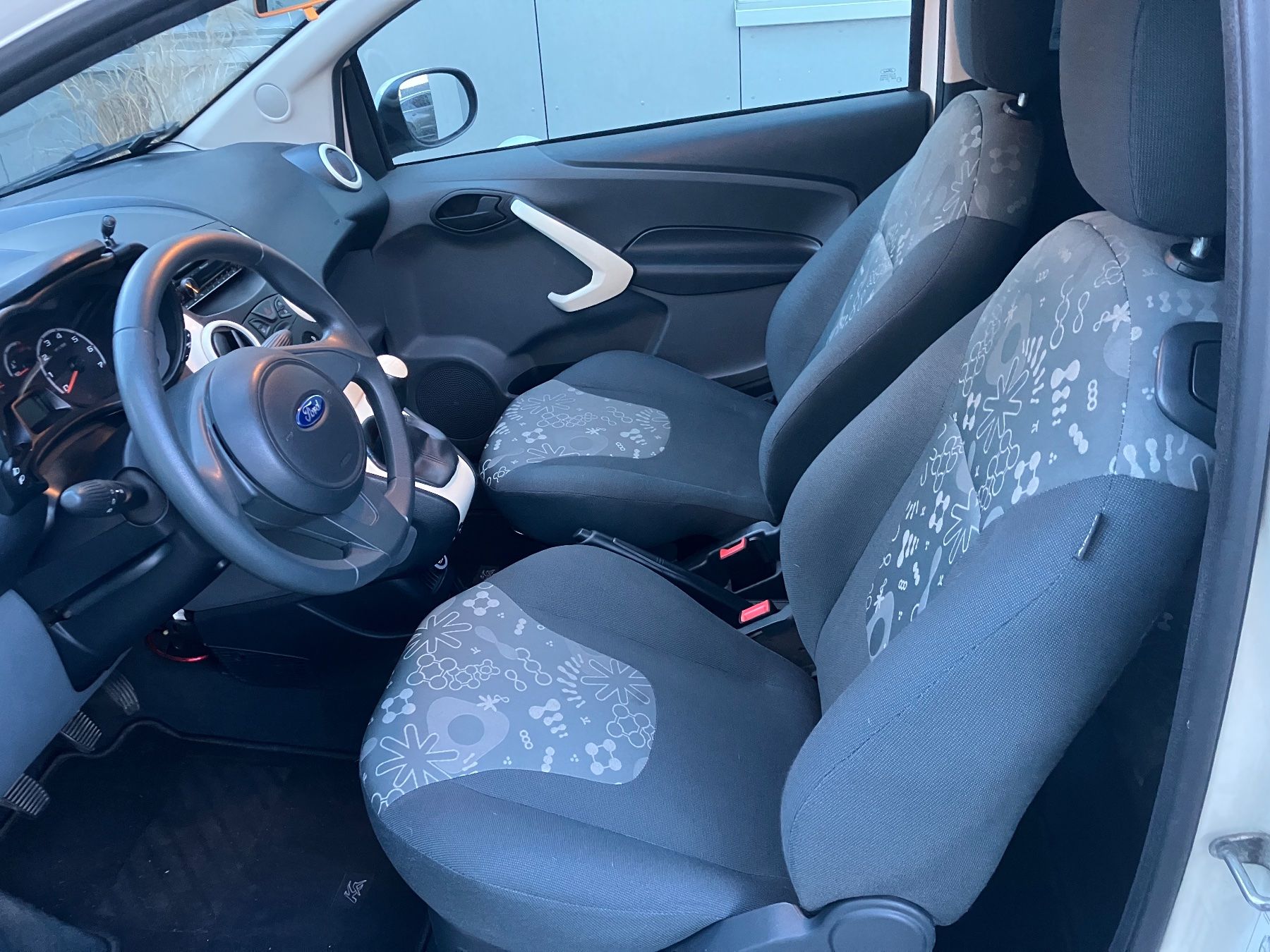 Ford Automobili: Ford Ka 1.25 – Usato da Buchs LU venduto da Rnp 4
