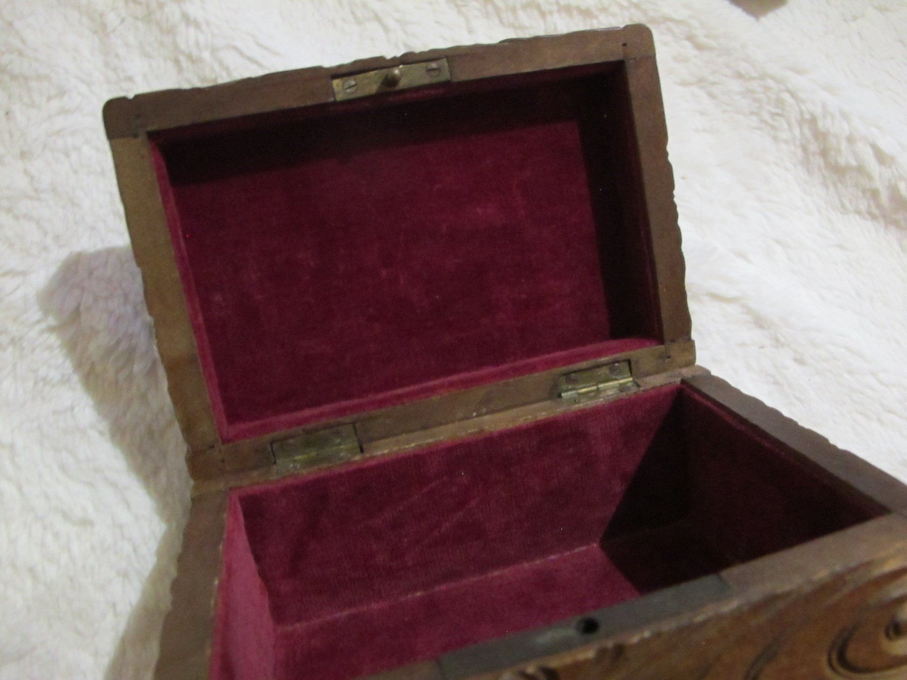 Figurines: Brienzer Bär Schnitzerei Schatulle Oder Schmuckkästchen Rar – D'occasion à Altnau par SwissGoldTime 7