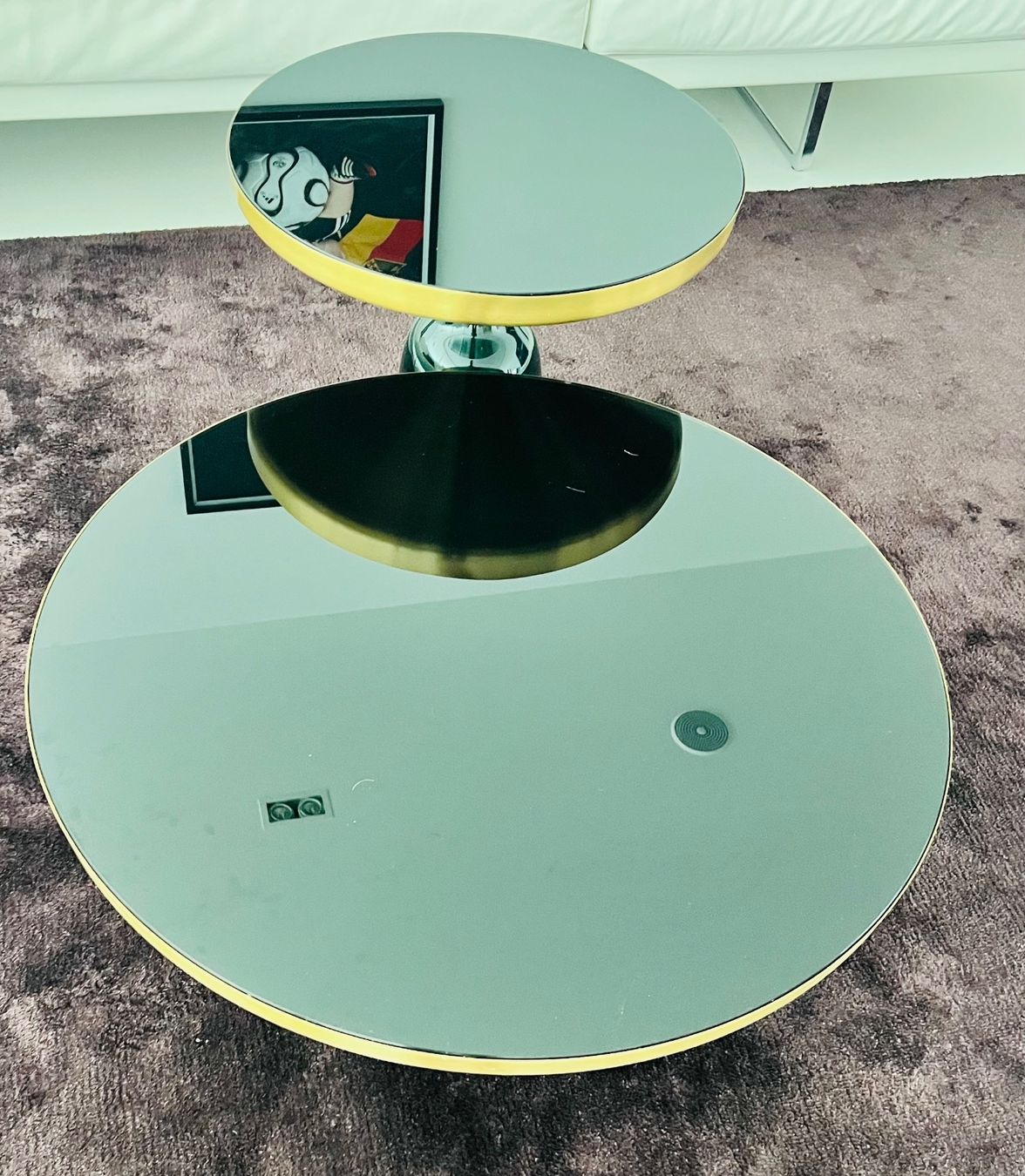 Set di tavolo e panche: 2xClassiCon Bell Table - Sebastian Herkner, Amethyst&Smaragd – Usato da ZUG venduto da sch_xpf5 3