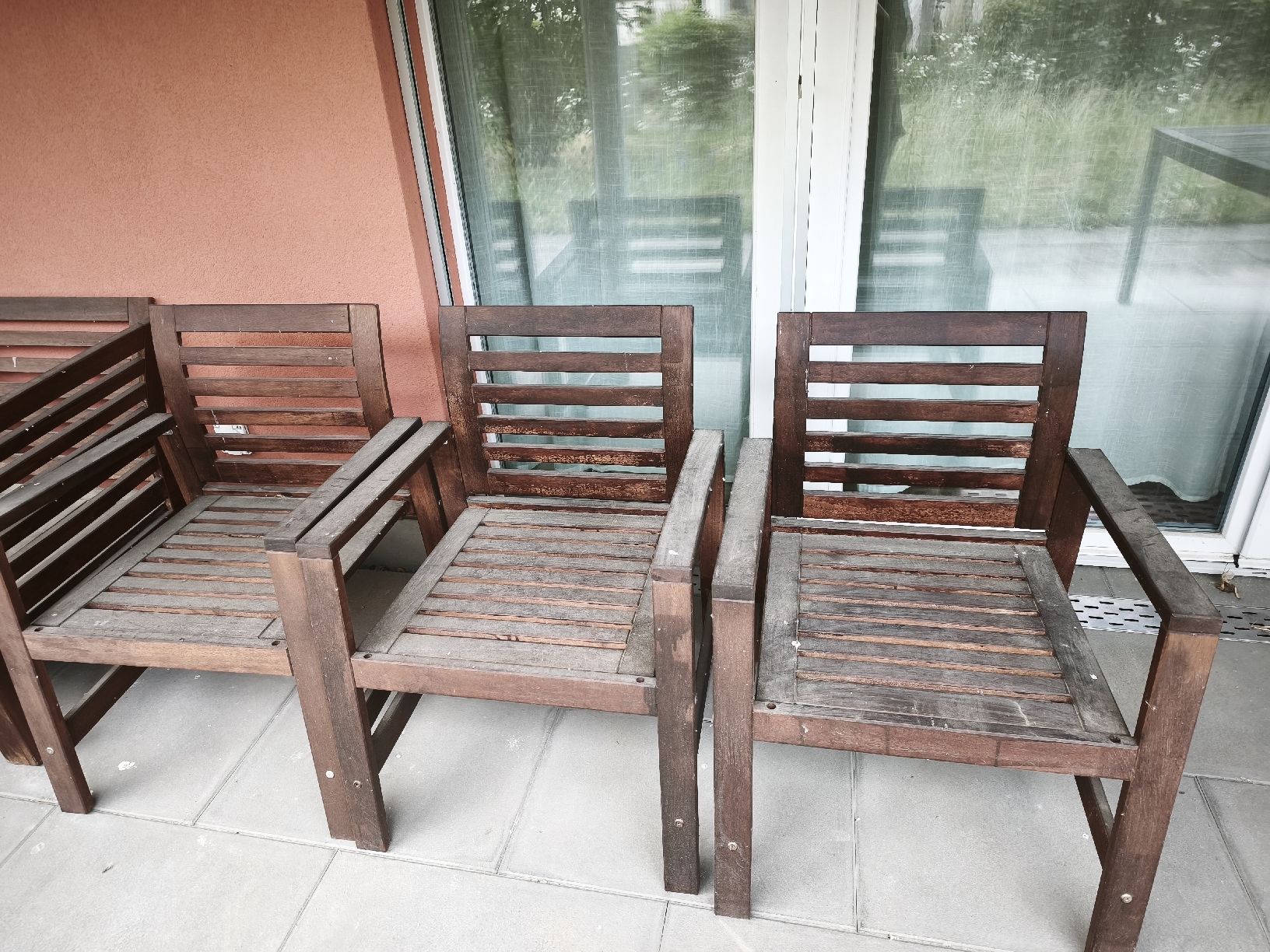Set de table et chaises: Schöne Terrassenmöbel  – D'occasion à Oftringen par Siham___ 6