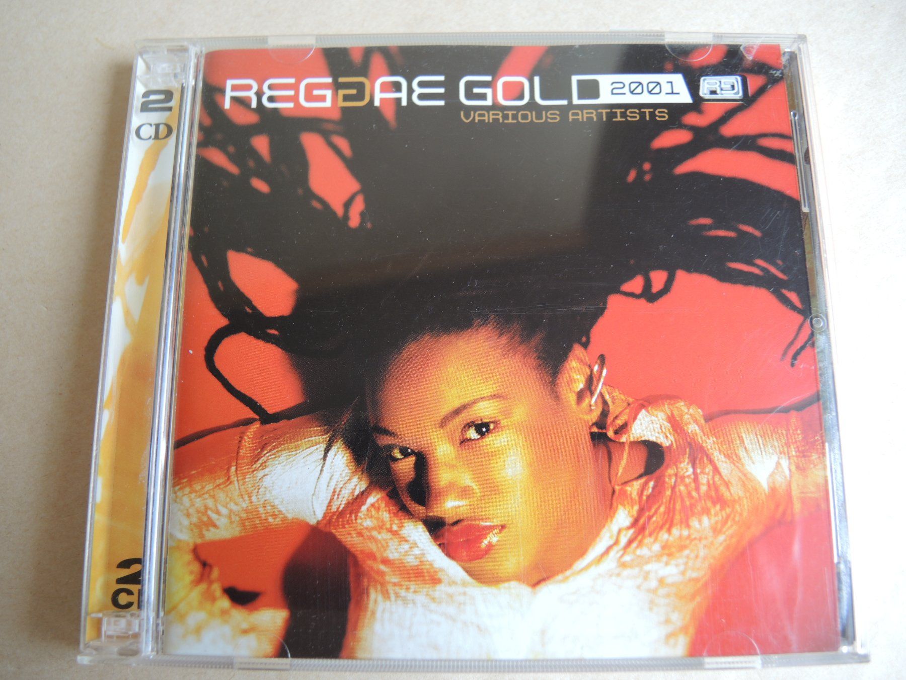 CDs: Reggae Gold 2001 - Various Artists - Doppel-CD – D'occasion à Rorschach par Pop-upBrocki