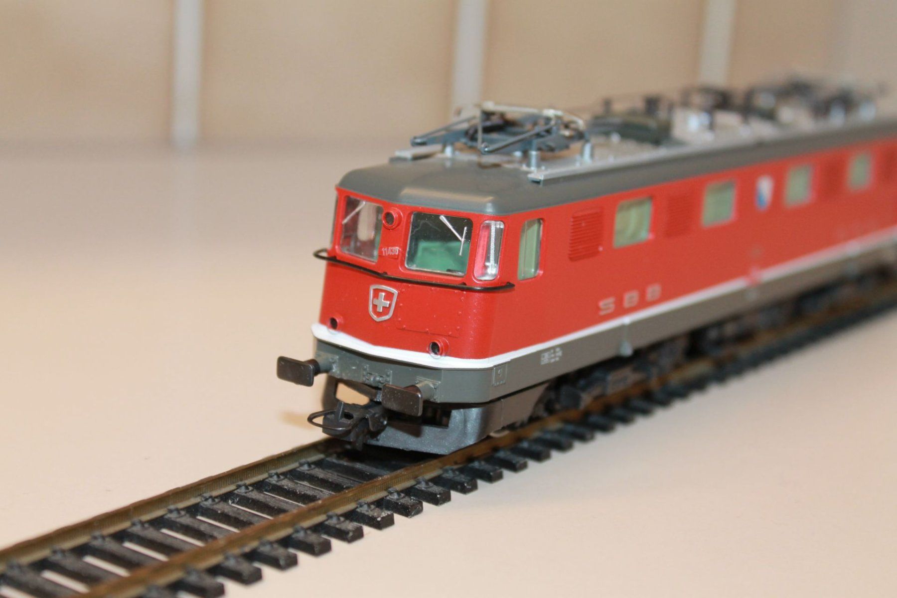 Roco Modellini di ferrovie: Roco Ae6/6 – Usato da Birmensdorf ZH venduto da Buhwil18 2
