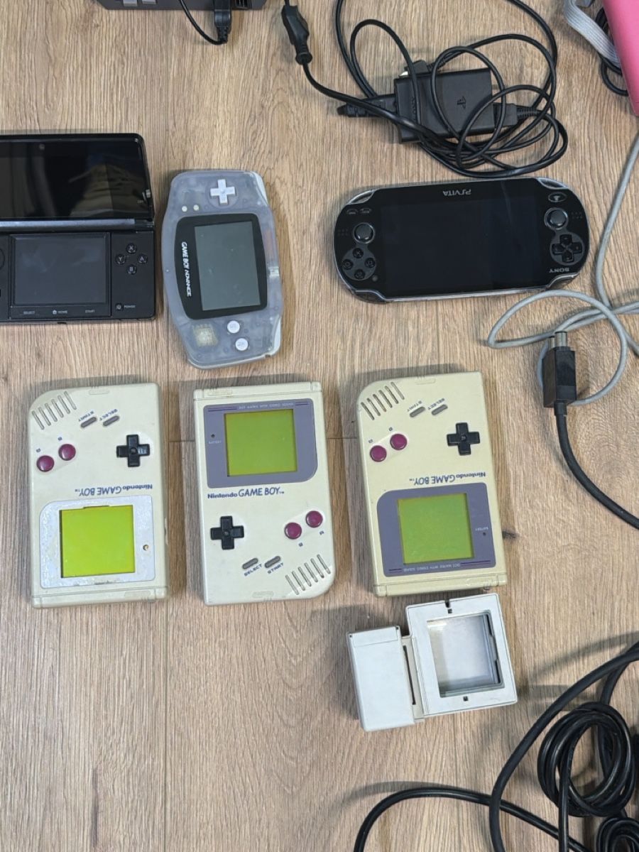Nintendo Consoles: Playstation 2x console con giochi e accessori – D'occasion à basel par Swiss._.1978 5