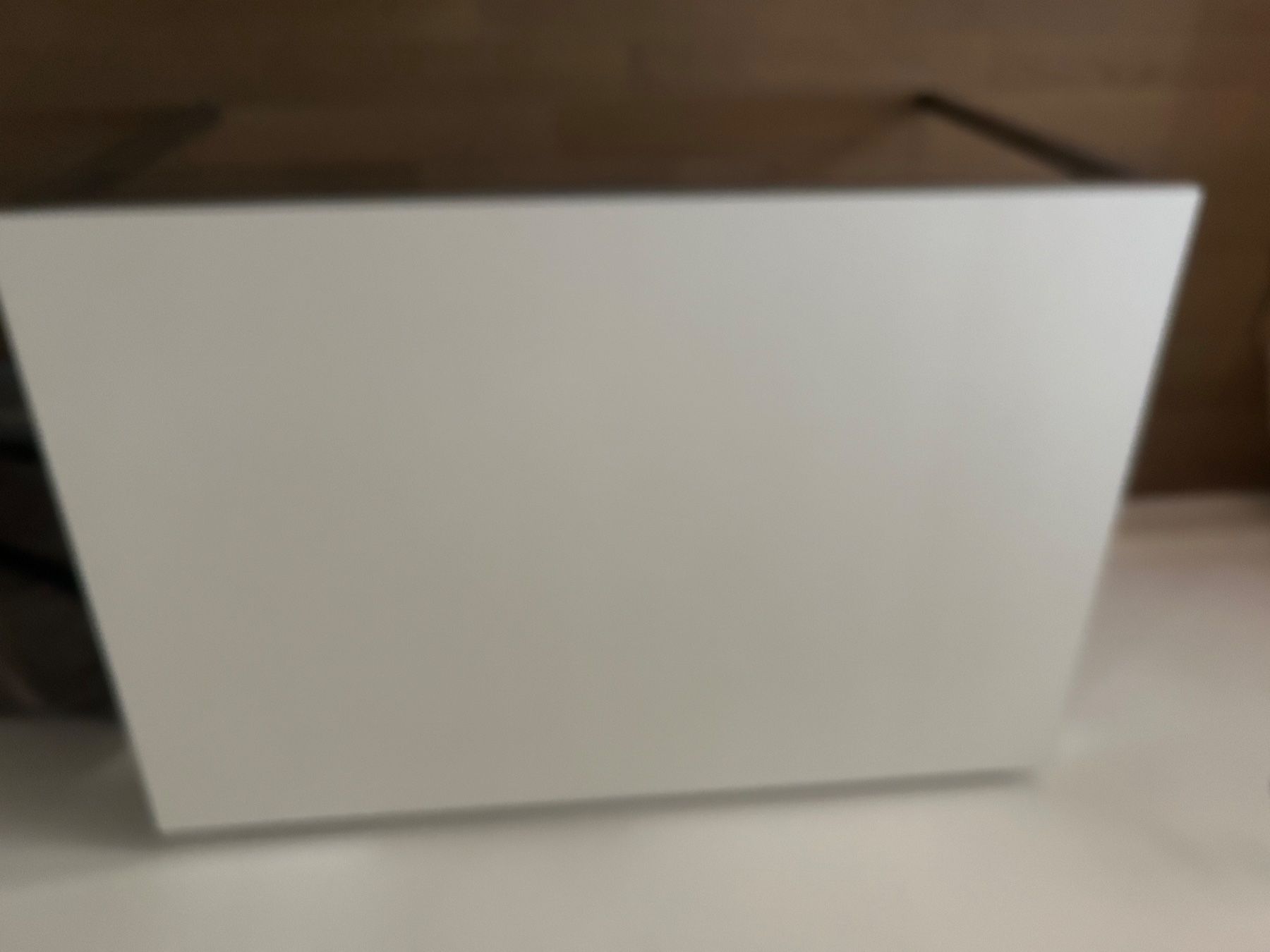 Tables: Table de bureau top blanc – D'occasion à Lausanne par har_5gv8 4