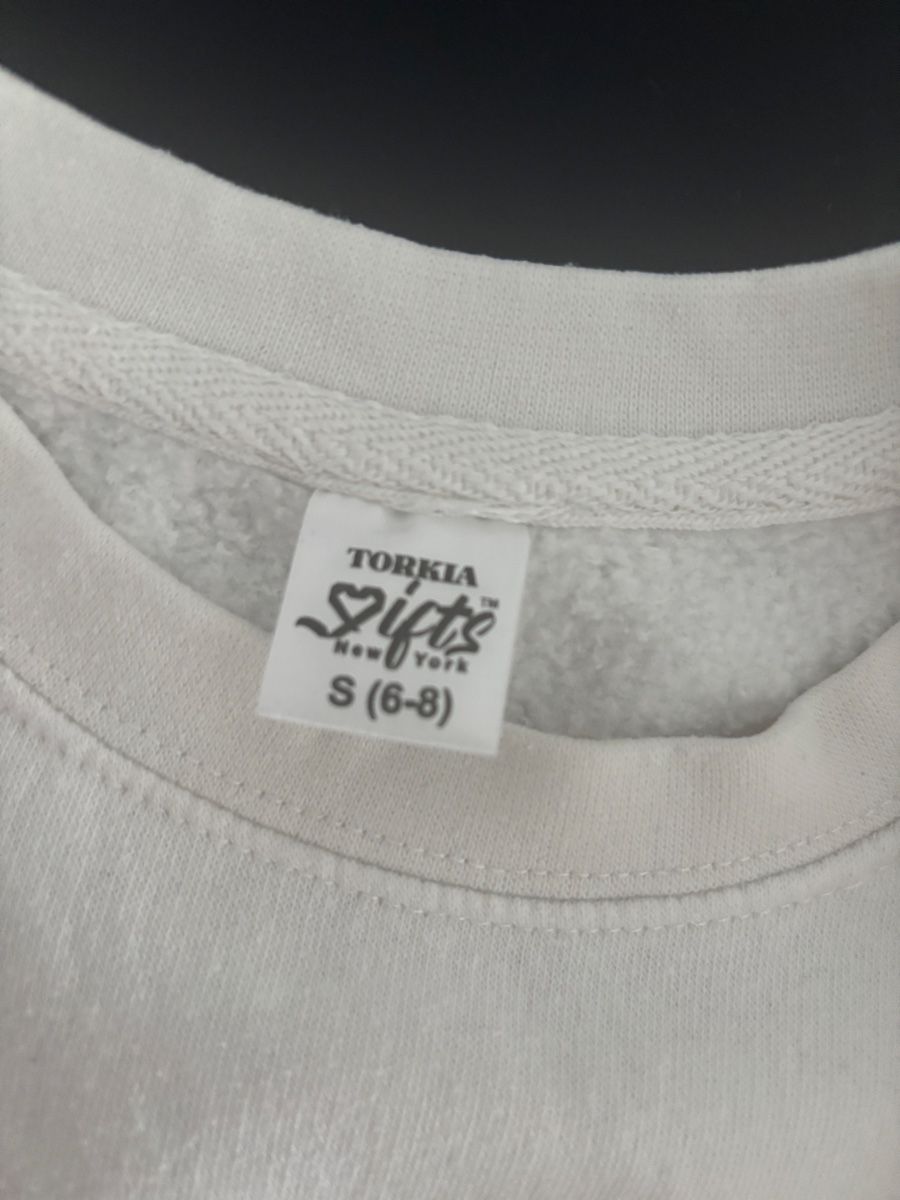 Pullover & Sweatshirts: Pullover 4 girls – Gebraucht aus Niederuzwil von Amicio 4