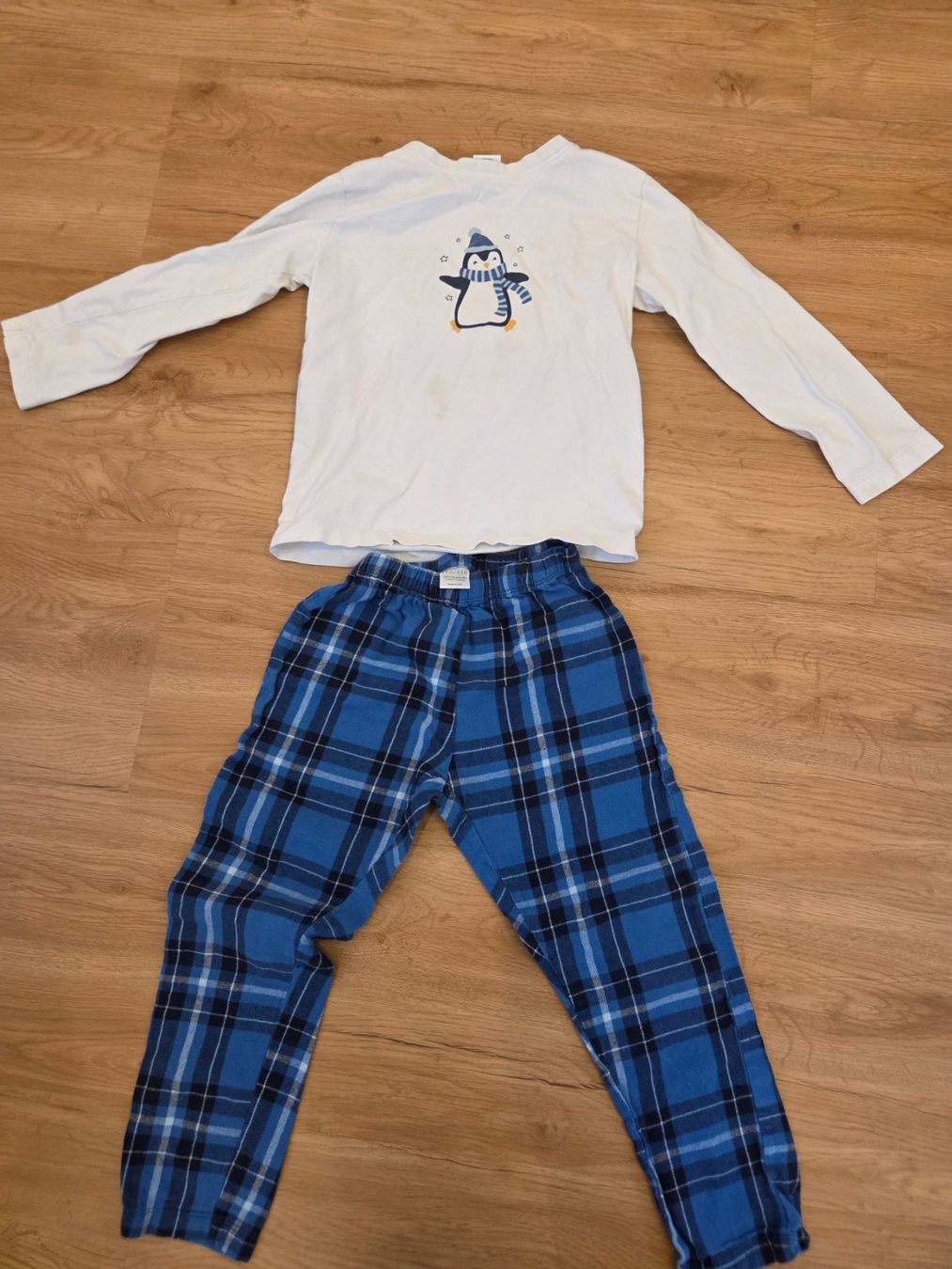 Migros Pyjamas: Winterschlafanzug Gr. 98/104 – D'occasion à Heinrichswil par frankie19860